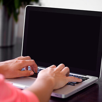 Najlepsze kołdry na każdą porę roku — ranking 2025